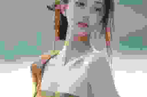 谢娜成都演唱会想看人数超35万艺人跨界为何引争议